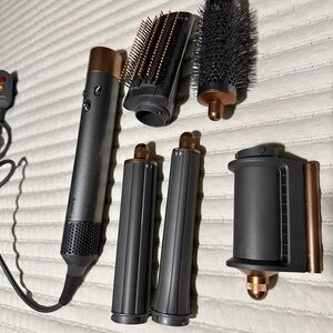 Dyson Black and Copper Hair Tool Set w/o box